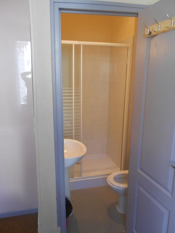 Hotel De La Gare Romans-sur-Isère Kamer foto