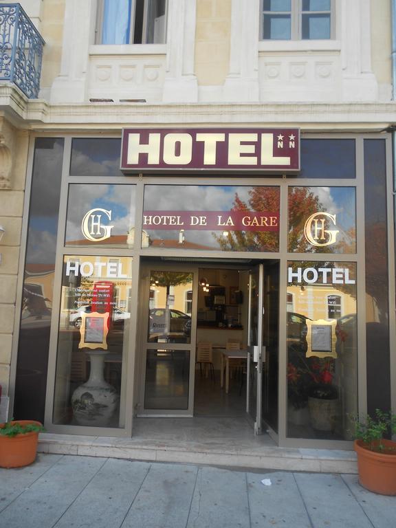 Hotel De La Gare Romans-sur-Isère Buitenkant foto